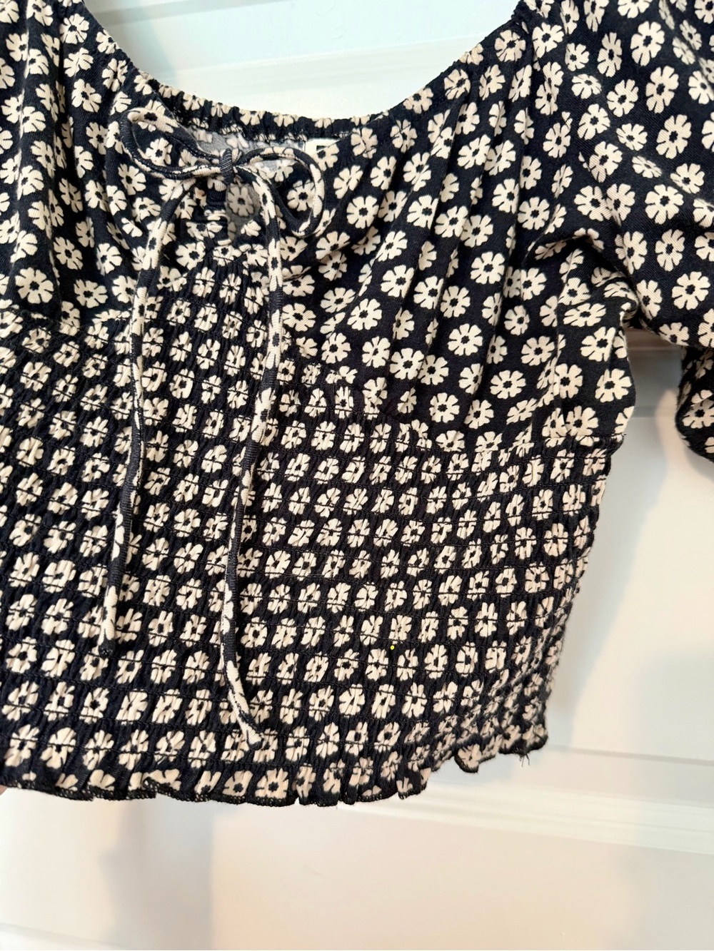 Billabong Black Crean Flower Puff-Sleeve Scoop-neck Crop Top Size L - Picture 6 of 8